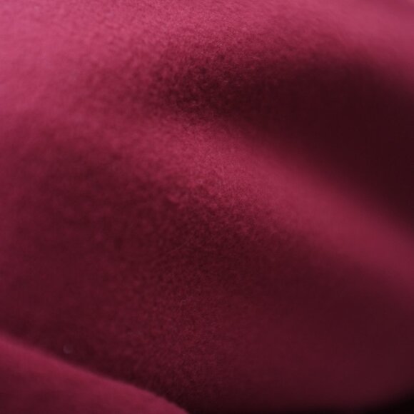 COPY - Classic Editions Red Fleece Vest with Embroidered Bird Design Size L - Picture 10 of 10